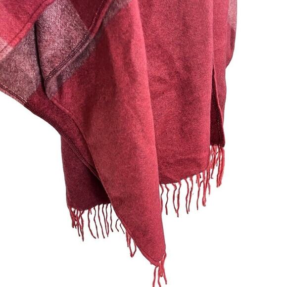 Woolrich Womens Red Fringe Poncho Cape Wide Stripe Open Jacket Cardigan O/S - Picture 2 of 16